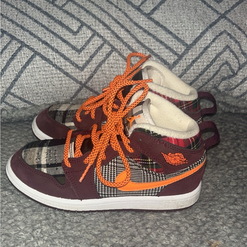 Plaid Jordan AJ 1 Mid SE Kid’s 12.5